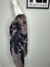 Load image into Gallery viewer, Small be kind black/dark grey bleached unisex crewneck