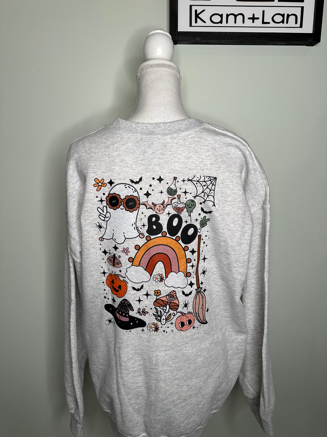 XL Peace retro ghost unisex crewneck in light grey