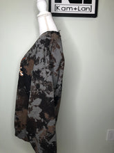 Load image into Gallery viewer, XL Rebel Babe skull unisex black/grey/browns crewneck
