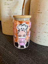 Load image into Gallery viewer, Pink Girl Boss Design 16oz iced coffee glass
