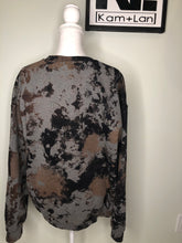 Load image into Gallery viewer, XL Rebel Babe skull unisex black/grey/browns crewneck
